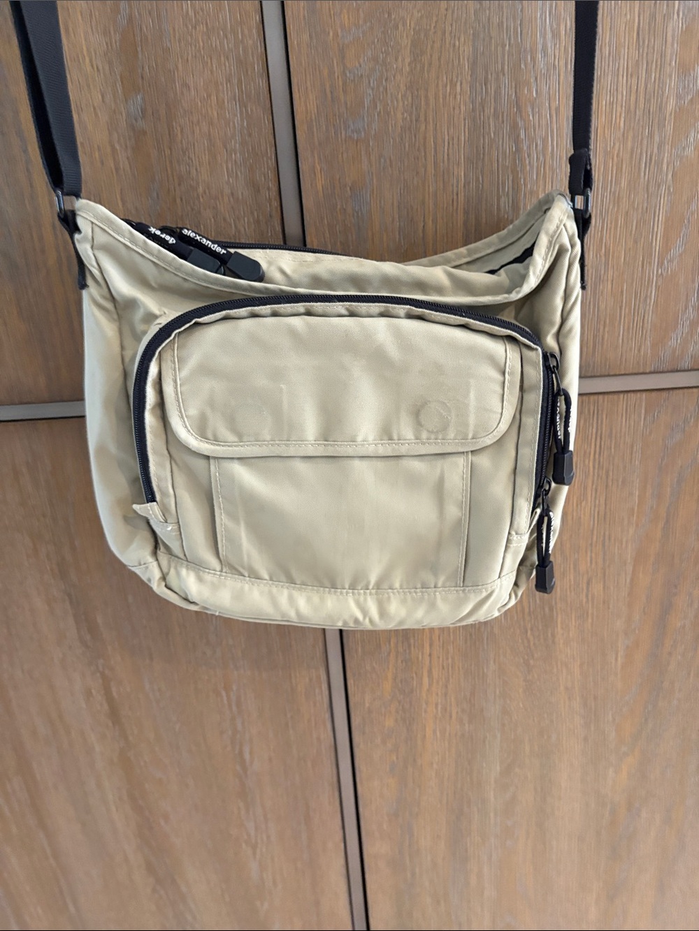 Everyday Shoulder Crossbody Bag in Light Khaki